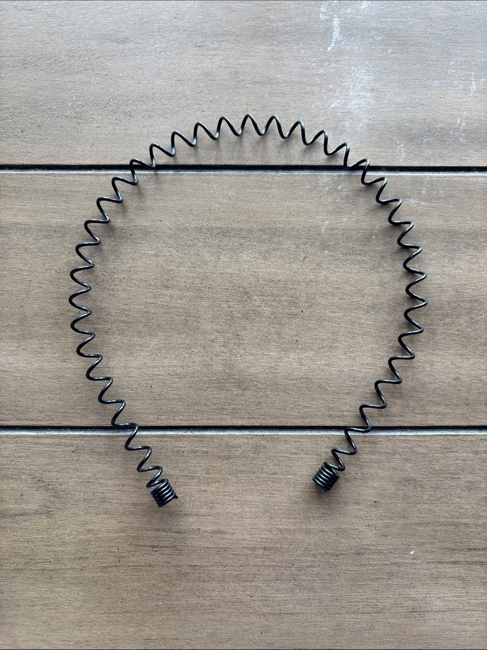 Black Metal Headband - Twisted Style, Neutral